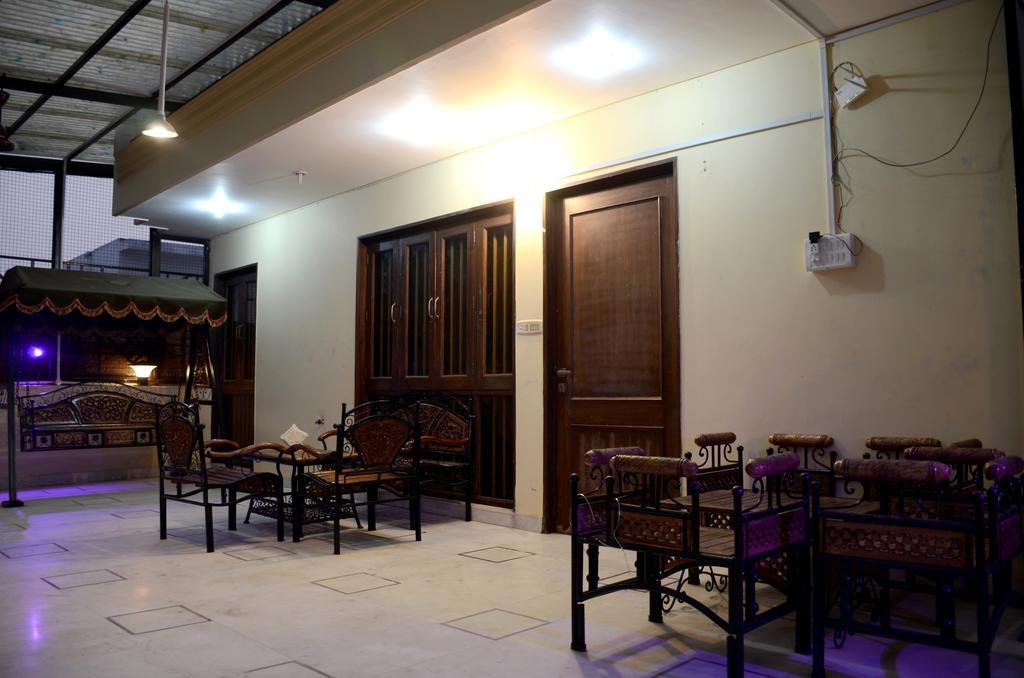 Mohini Home Stay Agra  Dış mekan fotoğraf